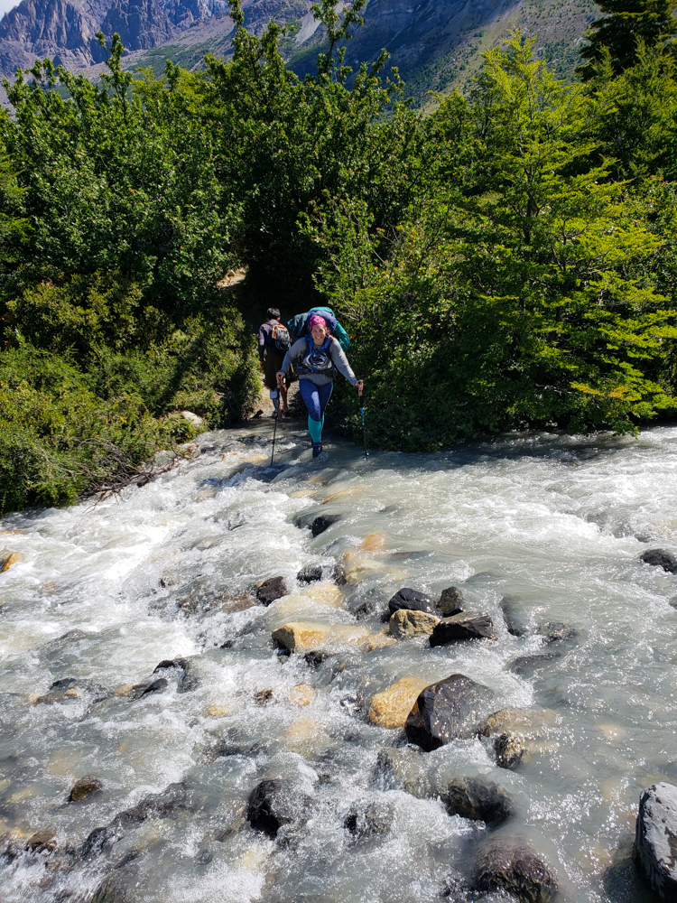 Crossing the river with no bridge