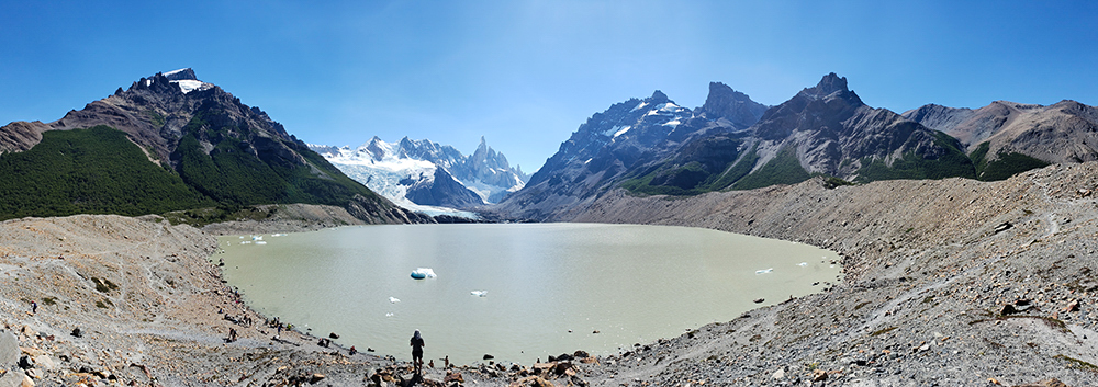 Panoramic picture of the lake and surrounding mountains