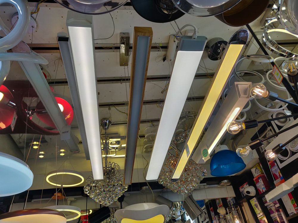 Light fixtures hanging from the ceiling