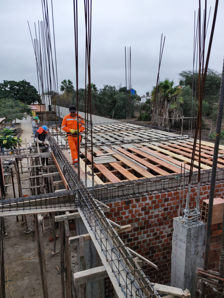 More rebar for the beams